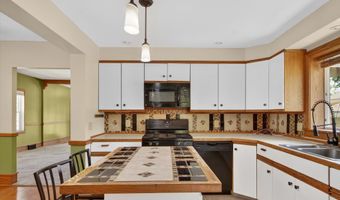 308 Orchard St, Alma, MI 48801