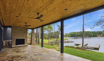 688 Luannes Way, Alexander City, AL 35010