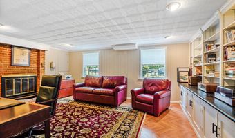 8710 LOWELL St, Bethesda, MD 20817