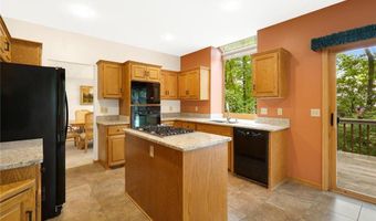 12068 Gantry Ln, Apple Valley, MN 55124