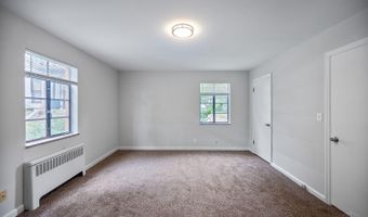 5855 Lathrop Pl, Cincinnati, OH 45224