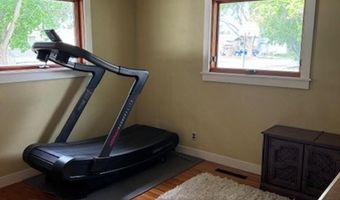 1203 N McCoy St, Algona, IA 50511