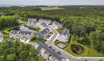 12428 SEA OAKS Ln 4, Berlin, MD 21811