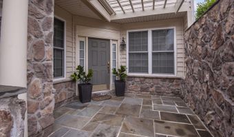 44357 OAKMONT MANOR Sq, Ashburn, VA 20147