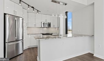 8300 WISCONSIN Ave 1B-1-433, Bethesda, MD 20814