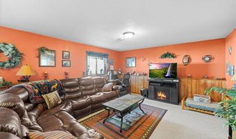 915 Wildflower Ct, Amery, WI 54001