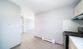 43 W 9TH St 9, Bayonne, NJ 07002