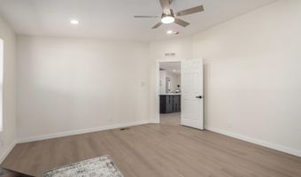 81 S TOMAHAWK Rd, Apache Junction, AZ 85119