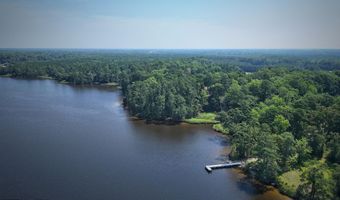 740 Log Cabin Rd, Arapahoe, NC 28510
