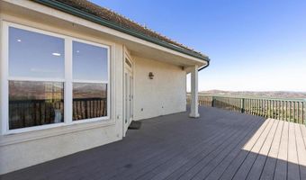 3035 Millar Ranch Rd, Spring Valley, CA 91978