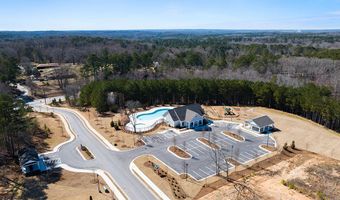 8212 ELKHORN Dr, Fairburn, GA 30213