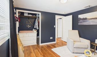 19 Deerwood Dr B, Amherst, NH 03031