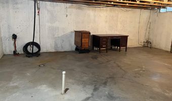 603 S 10th St, Albia, IA 52531