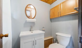 9079 BOELTER LAKE Dr, Almond, WI 54909