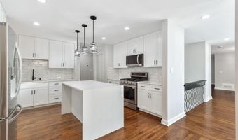 100 Little Ridge Rd, Berkeley Lake, GA 30096