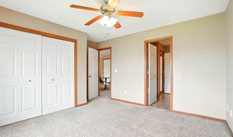 1805 Goose Lake Cir, North Liberty, IA 52317