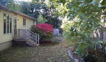 237 Clyde Rd, Bangor, ME 04401