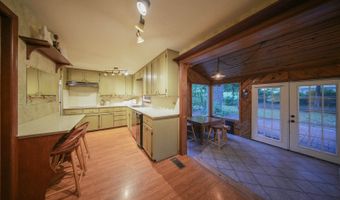 4 Orange Ln, Arkansas City, KS 67005