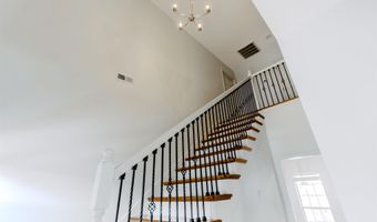 172 TREYMOOR Dr, Alabaster, AL 35007