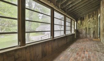 42 Main St, Brookline, NH 03033