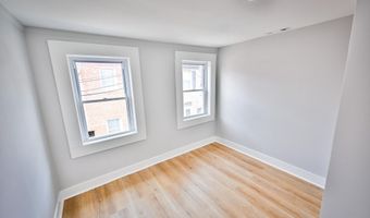 233 S CHAPEL St, Baltimore, MD 21231