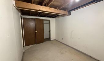 6 Corbett Rd, Cody, WY 82414