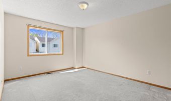 2756 Cutters Grove Cir, Anoka, MN 55303