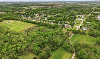 757 N Hanover St, Auburn, KS 66402
