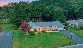 90 GREENVIEW Dr, Dover, DE 19901