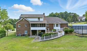 3046 Hawthorne St, Athens, TN 37303