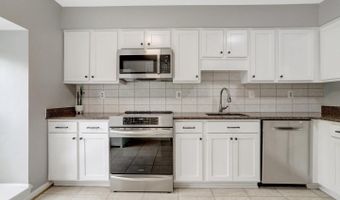 18 S MONTANA St, Arlington, VA 22204