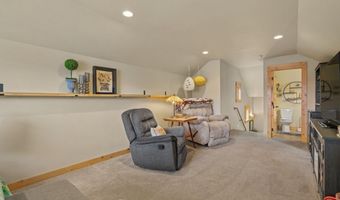 74 Bellflower Ct, Blanchard, ID 83804