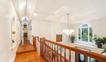 9454 SEVEN LOCKS Rd, Bethesda, MD 20817