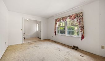 6818 Iron Gate Dr, Bahama, NC 27503