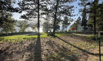 515 Lakeview Dr, Cascade, ID 83611