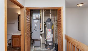 2815 Ashland Ct, Altoona, IA 50009