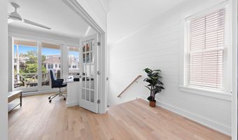 118 DOLPHIN Ave, Beach Haven, NJ 08008