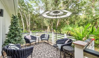 9 Bajala Dr E, Beaufort, SC 29907