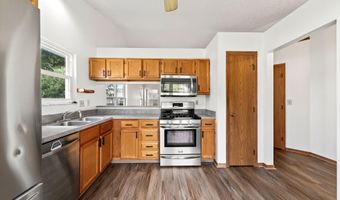 1081 Esther Dr, Columbus, OH 43207