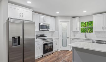 1512 Brentwood Dr, Athens, TN 37303