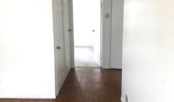 56 Benjoe Dr, Amityville, NY 11701