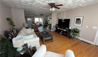 6 Wilson St, Bristol, RI 02809
