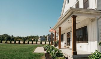 41 Wintergreen Way, Glocester, RI 02814