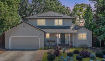 2318 S Hampton Cir, Santa Rosa, CA 95401