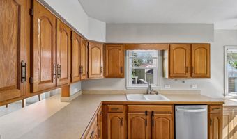603 1st St E, Altoona, IA 50009