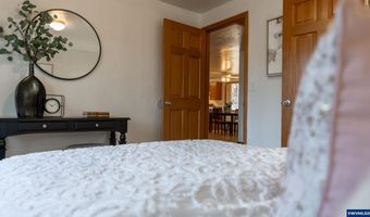 2007 17th Ave SW, Albany, OR 97321