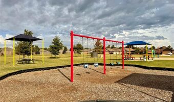1016 Redwood Creek Dr, Yukon, OK 73099