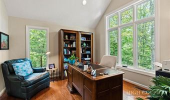 187 Cinnamon Fern Ln, Banner Elk, NC 28604