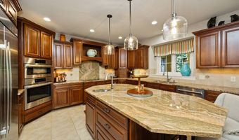 4108 NE Hillcrest Ct, Ankeny, IA 50021