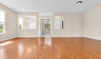 18 Hatteras Way, Barnegat, NJ 08005